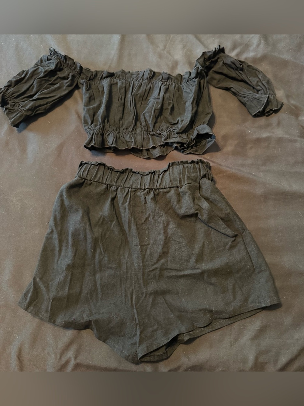 Women’s Black Elastic-Waist Shorts with Ruffle Waistband and Crop Top Set